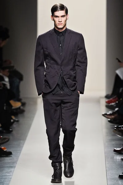 Look 26
